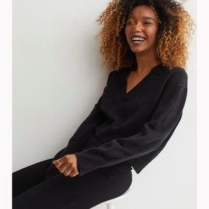 H&M black Collared Sweater